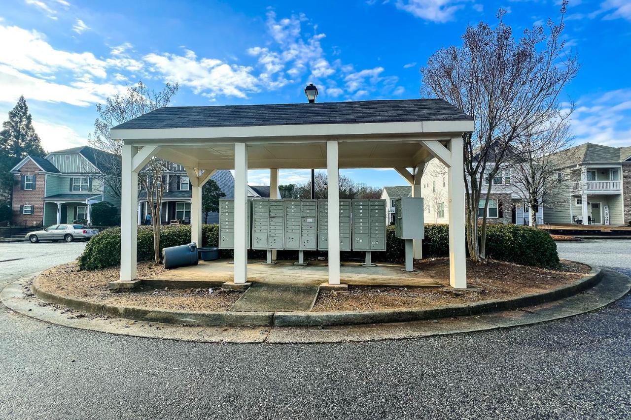 Amazing Large 3 Bed House With King Bed Less Than 10 Miles To Dtwn Atlanta Exterior photo